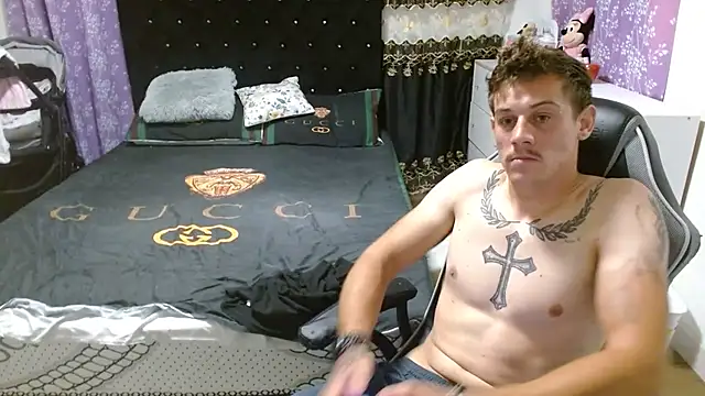 pablo200105 online show from September 18, 1:07 am