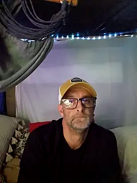 Cadillacninja online show from November 4, 8:37 am