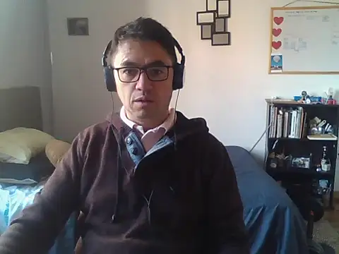 Diptongo online show from November 4, 1:01 pm