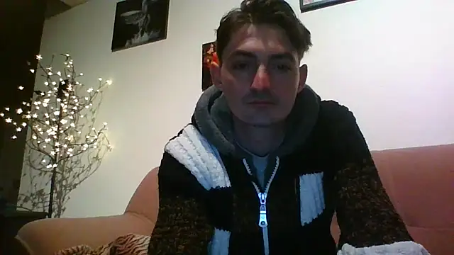 Wesleymodel online show from March 28, 3:07 am