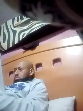 Snapshot of pineda1689 chatting on December 22, 4:38 pm pineda1689 online show from December 22, 4:38 pm