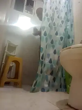 Snapshot of pineda1689 chatting on October 12, 6:18 am pineda1689 online show from October 12, 6:18 am