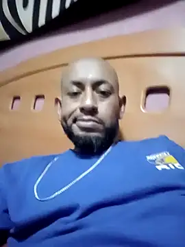 Snapshot of pineda1689 chatting on February 18, 11:41 pm pineda1689 online show from February 18, 11:41 pm