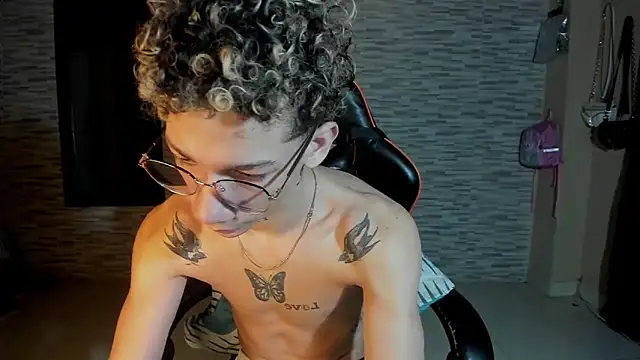 mateodeamjo online show from September 24, 8:13 am