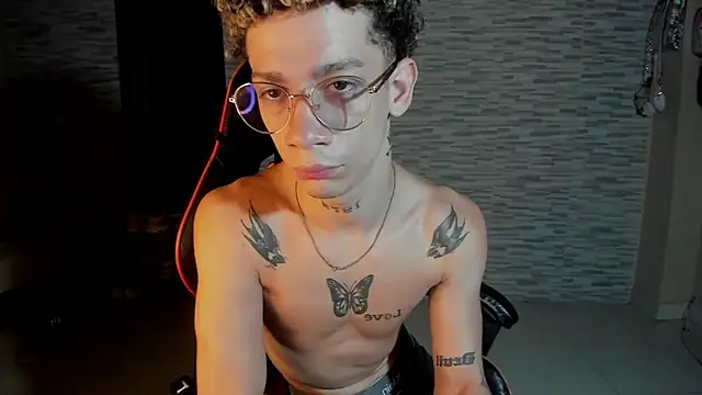 mateodeamjo online show from October 3, 9:36 am