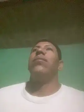 Snapshot of nowex18 chatting on February 23, 8:20 pm nowex18 online show from February 23, 8:20 pm