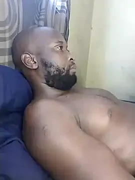 Snapshot of Stallion100 chatting on January 8, 6:20 am Stallion100 online show from January 8, 6:20 am