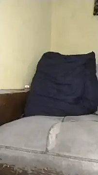 Snapshot of Stallion100 chatting on December 17, 7:37 pm Stallion100 online show from December 17, 7:37 pm