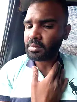 Snapshot of ListedLoin chatting on October 8, 10:08 am ListedLoin online show from October 8, 10:08 am