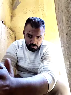 ListedLoin online show from April 6, 9:21 am