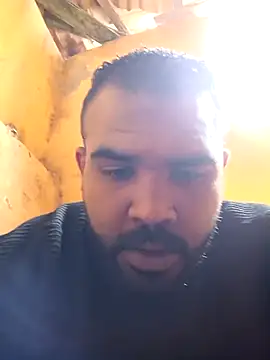 Snapshot of ListedLoin chatting on January 17, 8:34 am ListedLoin online show from January 17, 8:34 am