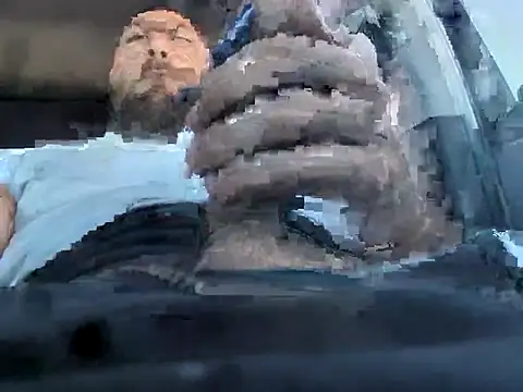 Snapshot of jwiththethickone413 chatting on October 1, 6:56 pm jwiththethickone413 online show from October 1, 6:56 pm