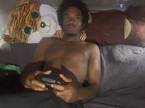 SlimeCrownzOut5 online show from November 20, 6:07 pm