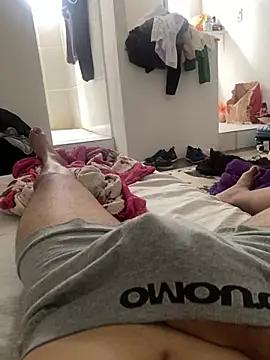 Snapshot of thfrances chatting on January 5, 2:08 pm thfrances online show from January 5, 2:08 pm