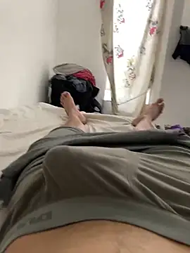 Snapshot of thfrances chatting on December 14, 3:04 pm thfrances online show from December 14, 3:04 pm