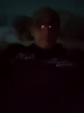 Snapshot of tino66 chatting on October 31, 1:18 am tino66 online show from October 31, 1:18 am