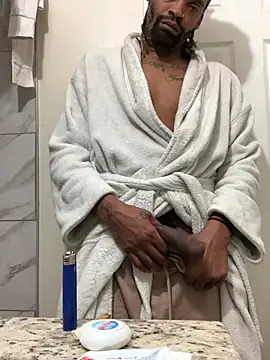 1BeautyN1Beast online show from December 28, 4:30 am