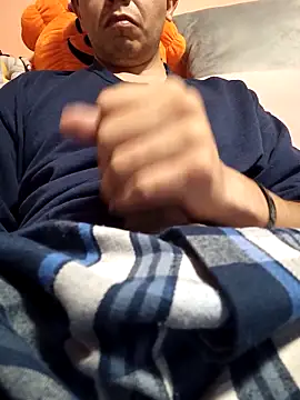 Snapshot of GuapoCoqueto chatting on October 26, 9:44 am GuapoCoqueto online show from October 26, 9:44 am