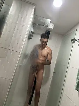 santiago sosa24 online show from April 8, 11:24 pm