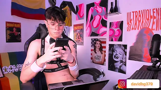 cinnamon boyxxx online show from February 5, 4:06 am