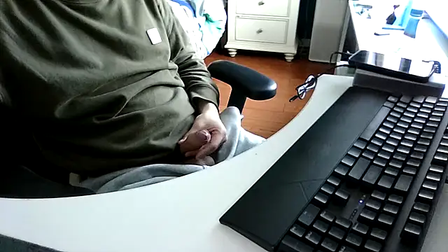 big-pig online show from March 28, 5:51 am