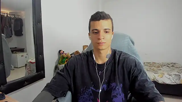 Snapshot of Balo_lovers chatting on February 11, 7:16 pm Balo lovers online show from February 11, 7:16 pm