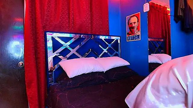 Luke Howland online show from March 15, 4:20 am