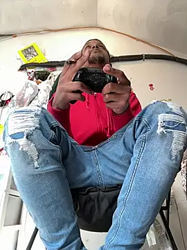 rayyymack online show from March 8, 7:07 pm