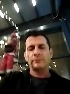 emre sakin online show from December 25, 8:28 pm