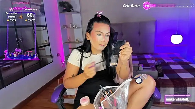 yossi peach cute online show from October 3, 8:47 pm