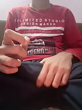 Collegeboywithbigweapan21 online show from December 28, 5:35 pm