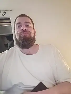 machobear87 online show from May 6, 7:58 pm