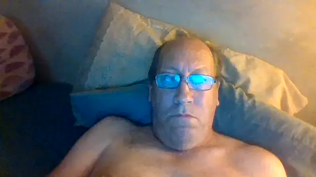 hornyrich69 online show from March 6, 7:38 am