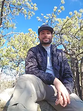 JeepinAround online show from December 15, 5:43 pm