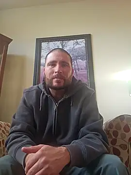 JeepinAround online show from December 18, 5:20 pm