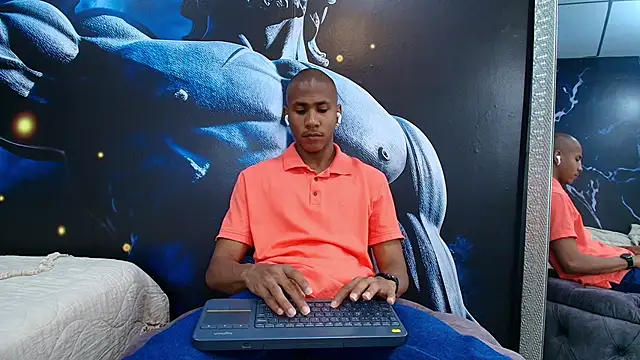 Ethan Fox11 online show from January 24, 7:07 pm