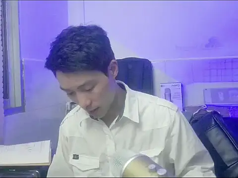 xhqds online show from March 1, 6:32 pm