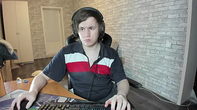 iliaskrislove online show from March 20, 9:24 pm