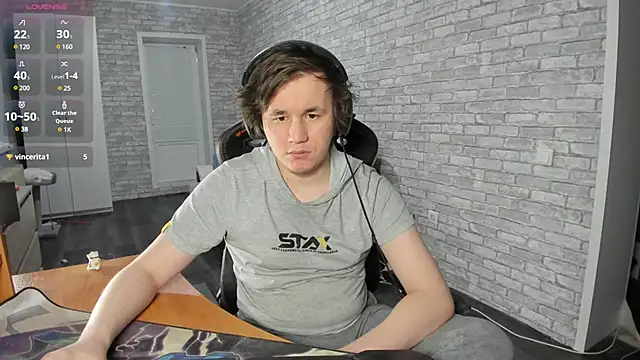 iliaskrislove online show from February 20, 11:43 pm