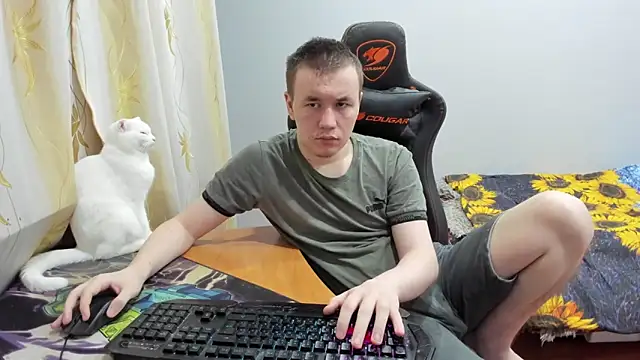 iliaskrislove online show from October 23, 1:25 pm