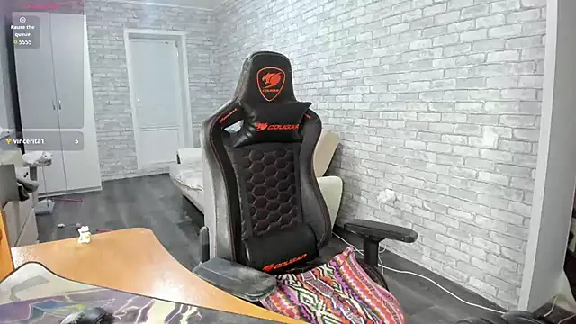 iliaskrislove online show from February 19, 11:46 pm