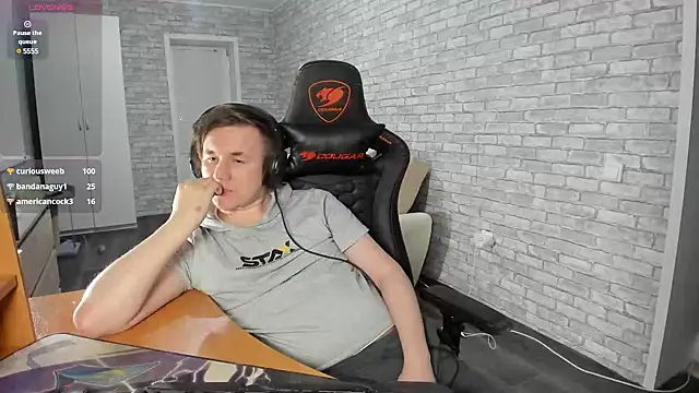 iliaskrislove online show from January 31, 9:05 pm