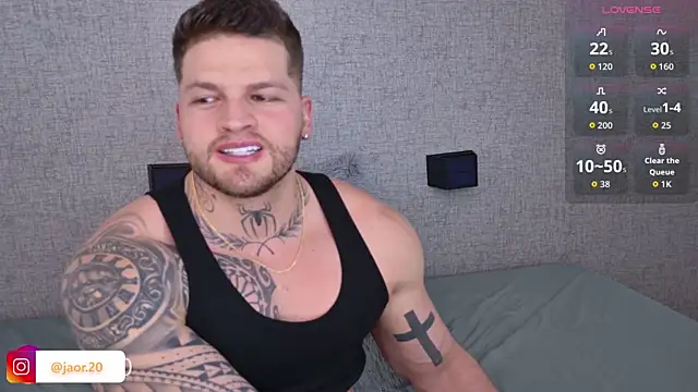 Jaor owens20 online show from March 2, 10:39 pm