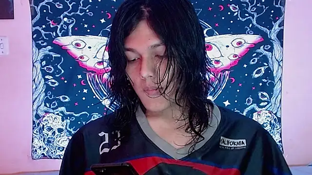 Snapshot of daiki_sx chatting on October 21, 8:23 pm daiki sx online show from October 21, 8:23 pm