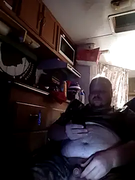 Snapshot of tjmacksjr chatting on December 15, 2:08 am tjmacksjr online show from December 15, 2:08 am