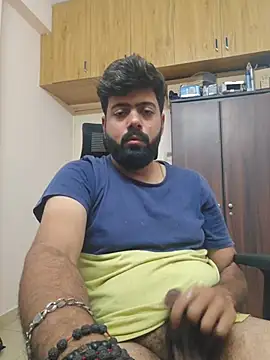 Hornie small Dick01 online show from May 11, 4:04 pm
