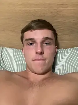 heyaeric online show from March 2, 7:32 pm