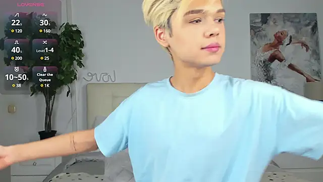 Felix Rey online show from March 16, 3:39 pm