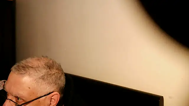 100Tauros online show from February 8, 10:07 am