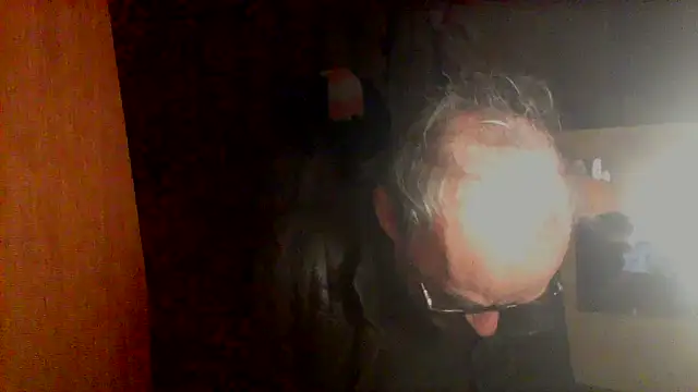 nice6incs online show from December 14, 11:12 pm